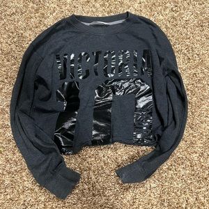 cropped vs sport crew